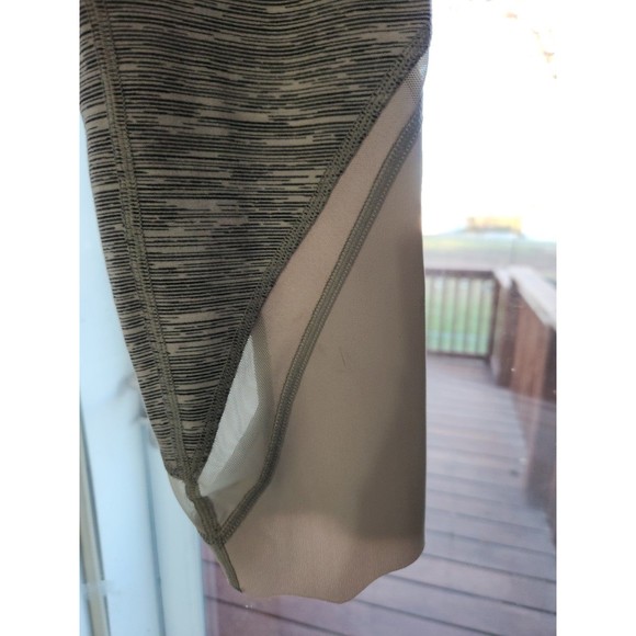 Lululemon wunderunder scalloped hem leggings - Picture 6 of 7